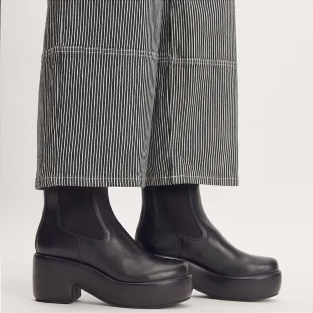 NEW Everlane The Puffa Boot - Picture 3 of 9